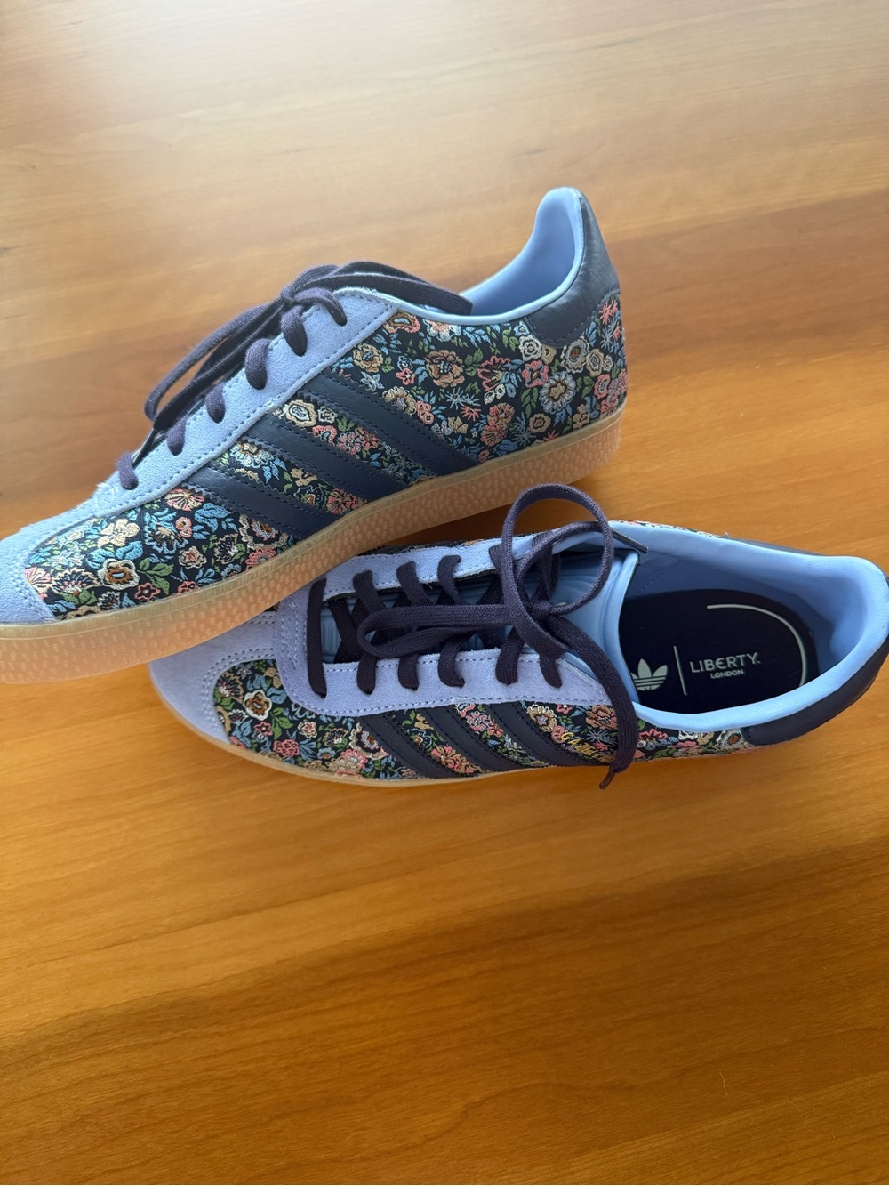 Adidas x Liberty London Gazelle Floral Sneakers Youth 7 / Women’s 8.5
